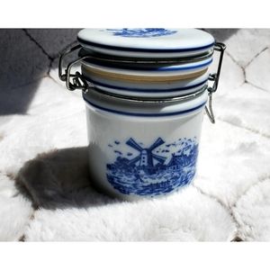 Vintage Teleflora food storage Canister.
